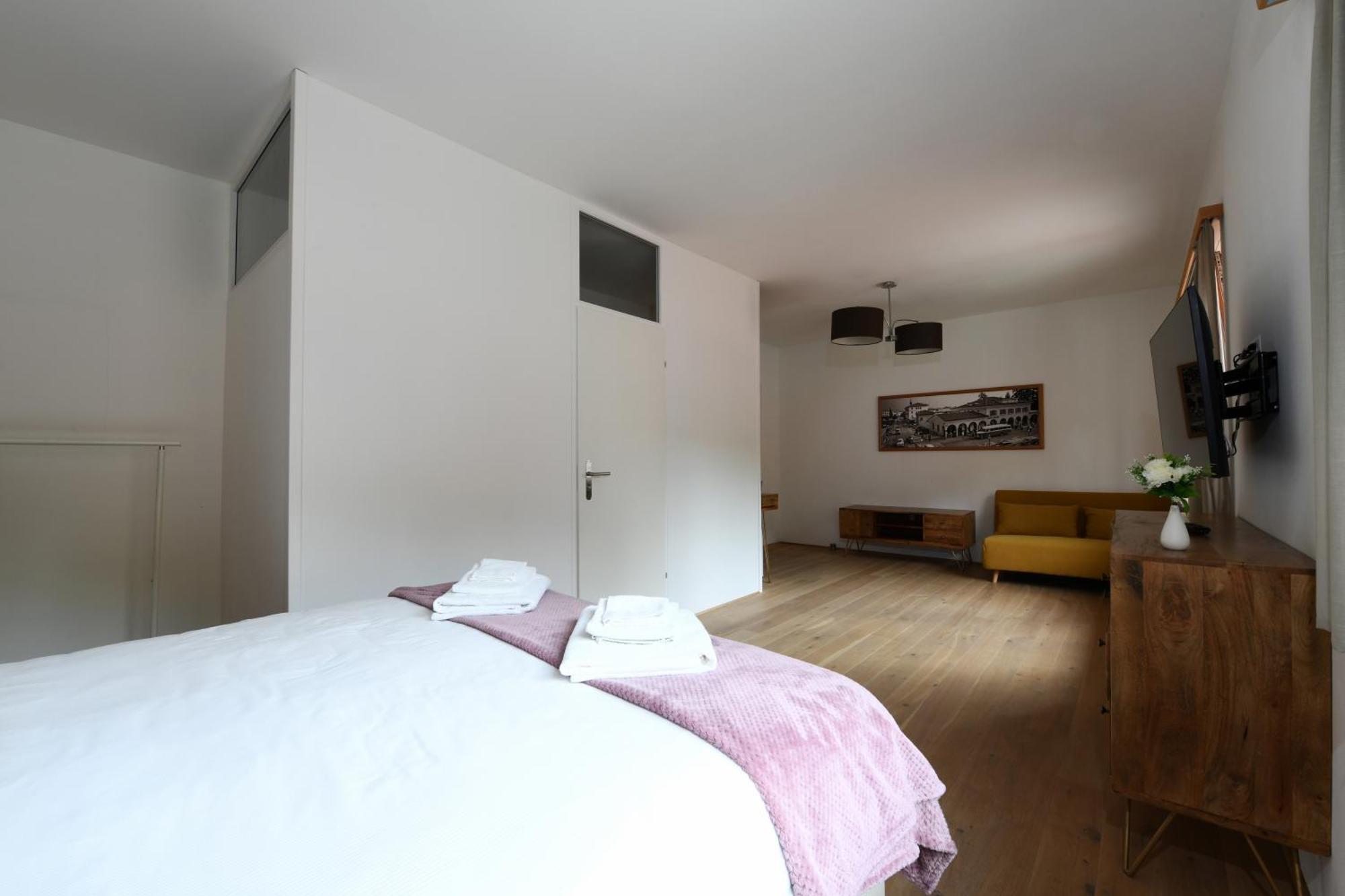 7Rooms - Self Check-In 24H Free Parking Losone Esterno foto