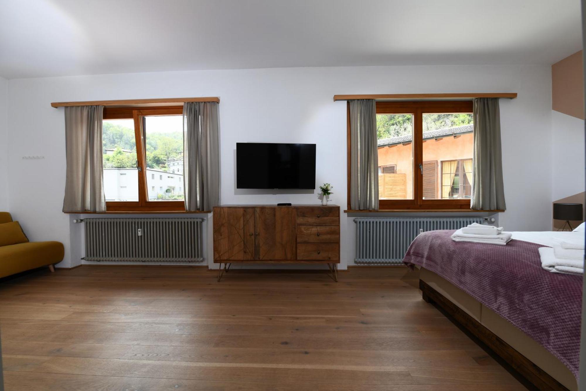 7Rooms - Self Check-In 24H Free Parking Losone Esterno foto